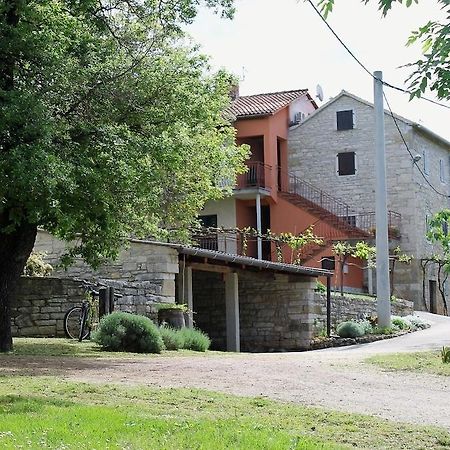 Apartments Mestri 그로즈냔 외부 사진