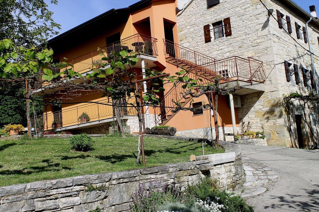 Apartments Mestri 그로즈냔 외부 사진